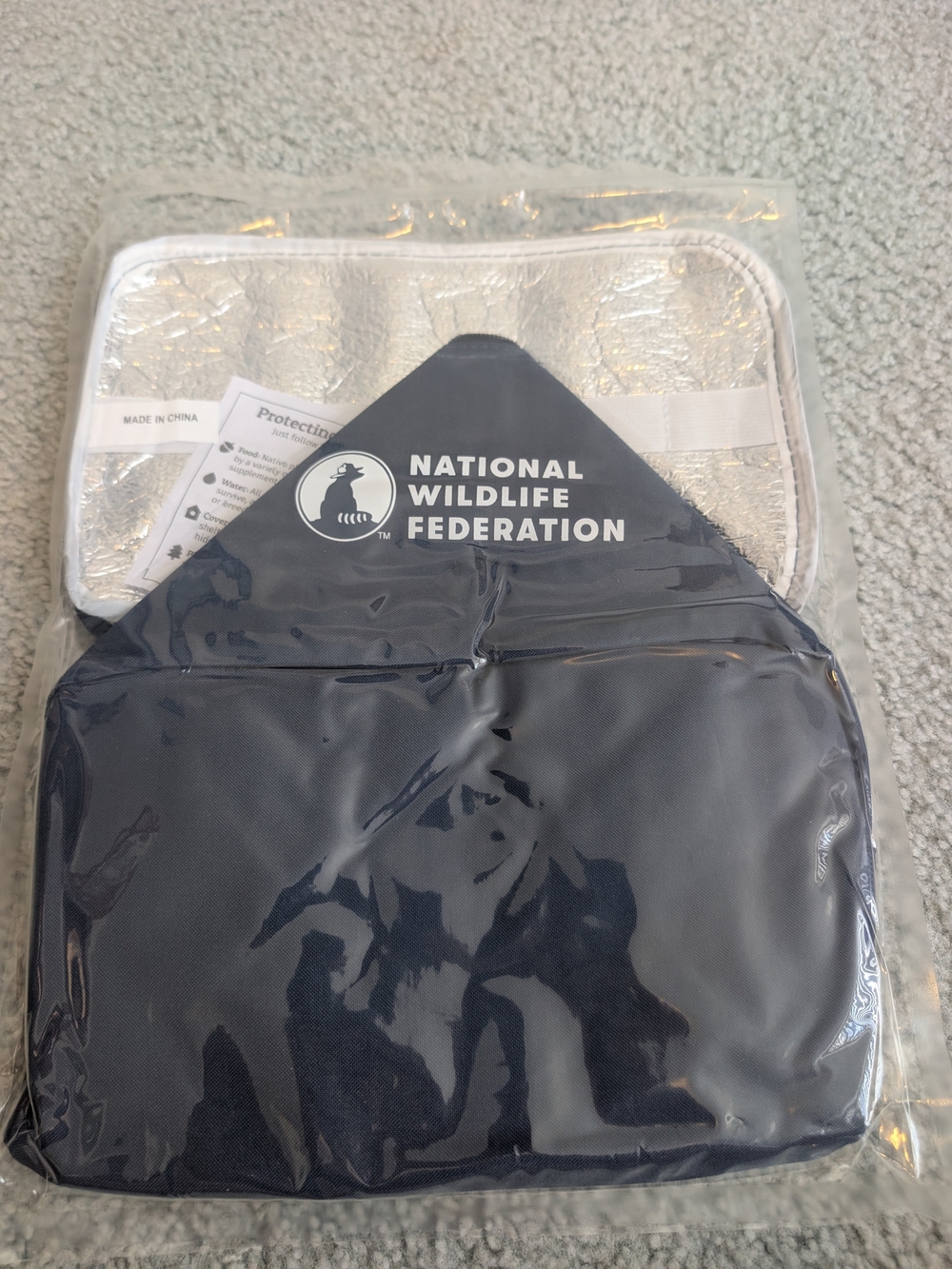 NWT National Wildlife Federation Navy Cooler/Lunch Bag